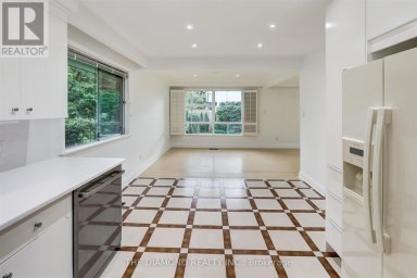 15 GOVERNMENT ROAD Toronto (Kingsway South) Ontario photo 18