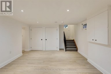 15 GOVERNMENT ROAD Toronto (Kingsway South) Ontario photo 25