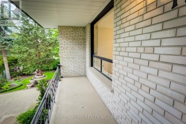 15 GOVERNMENT ROAD Toronto (Kingsway South) Ontario photo 5