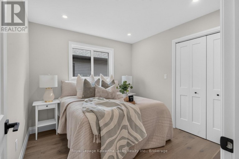22 MURRAY STREET, Kawartha Lakes (Fenelon Falls), Ontario, K0M1N0