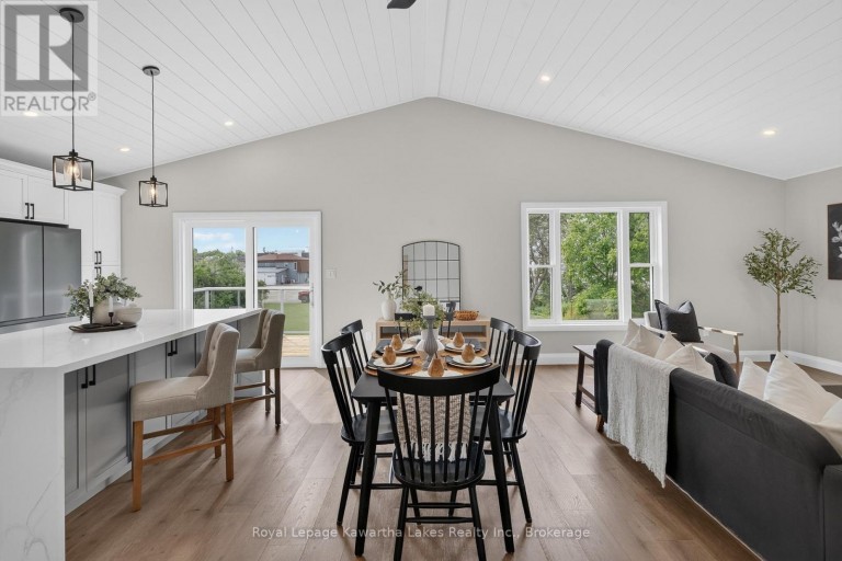 22 MURRAY STREET, Kawartha Lakes (Fenelon Falls), Ontario, K0M1N0