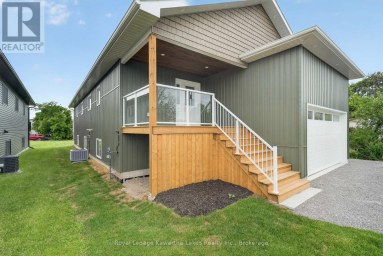22 MURRAY STREET Kawartha Lakes (Fenelon Falls) Ontario photo 2