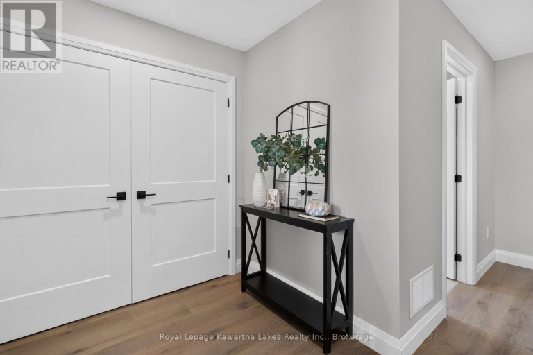 22 MURRAY STREET, Kawartha Lakes (Fenelon Falls), Ontario, K0M1N0
