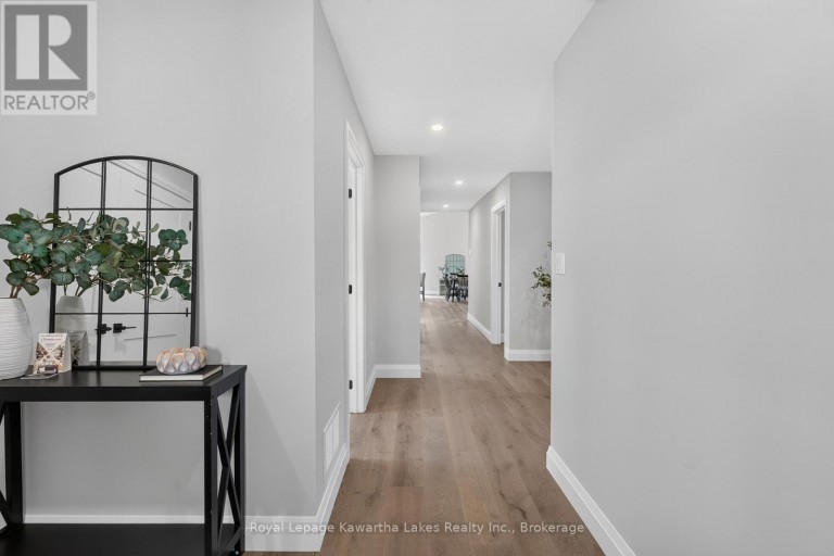 22 MURRAY STREET, Kawartha Lakes (Fenelon Falls), Ontario, K0M1N0