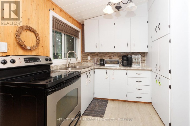 124 CAMERON DRIVE, Kawartha Lakes (Fenelon), Ontario, K0M1G0