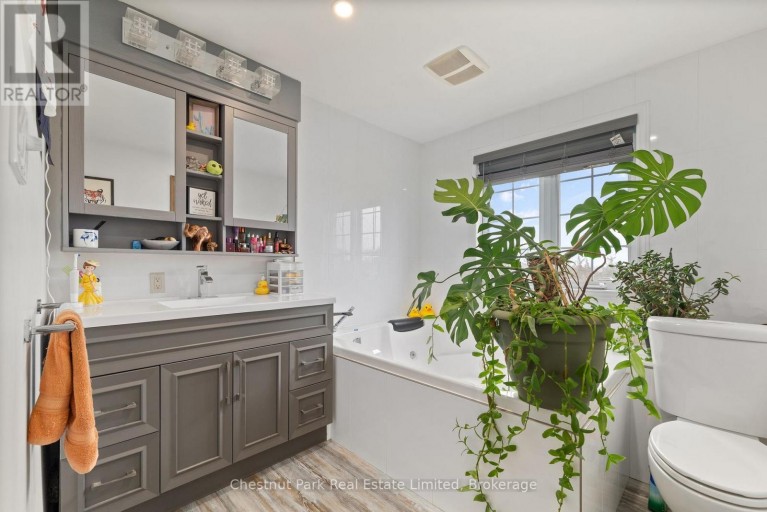 1398 OLD MILFORD ROAD, Prince Edward County (South Marysburg Ward), Ontario, K0K2T0