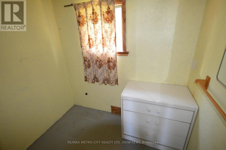 482 CAMERON LAKE ROAD, Brudenell, Lyndoch and Raglan, Ontario, K0J2E0