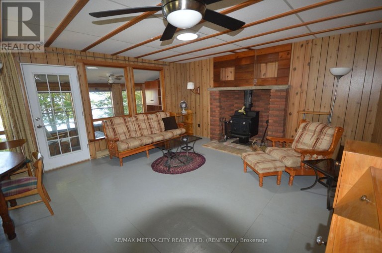 482 CAMERON LAKE ROAD, Brudenell, Lyndoch and Raglan, Ontario, K0J2E0