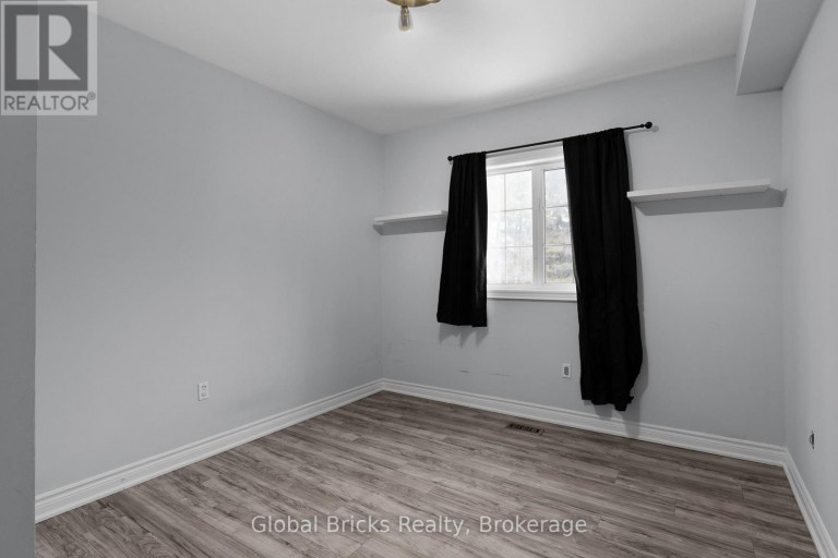 14 FISHER DRIVE, Adjala-Tosorontio (Everett), Ontario, L0M1J0