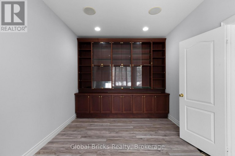 14 FISHER DRIVE, Adjala-Tosorontio (Everett), Ontario, L0M1J0