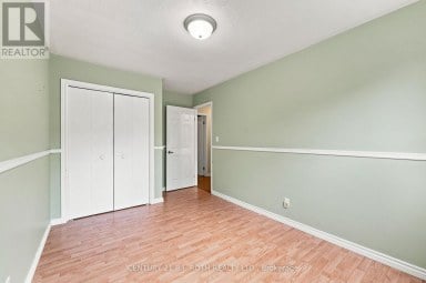 195 NORTH STREET E Orillia Ontario photo 16