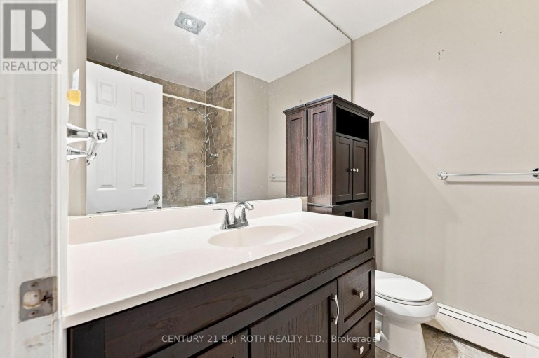 195 NORTH STREET E, Orillia, Ontario, L3V2G2