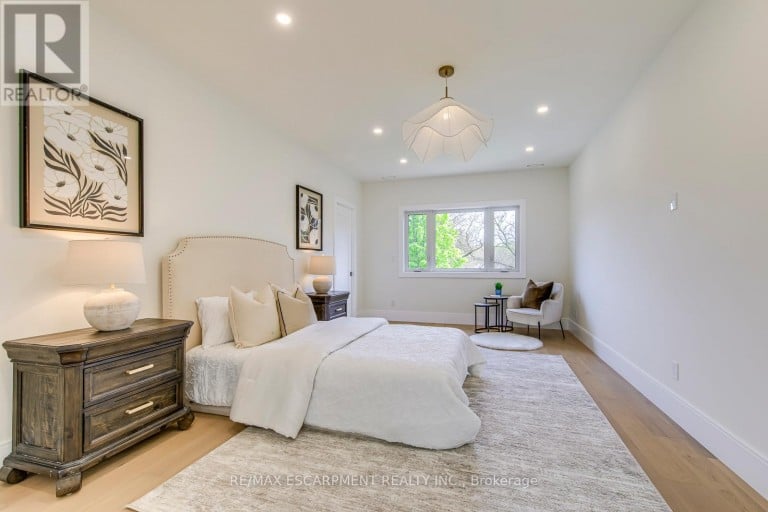 1411 MOUNTAIN GROVE AVENUE, Burlington (Mountainside), Ontario, L7P2H1