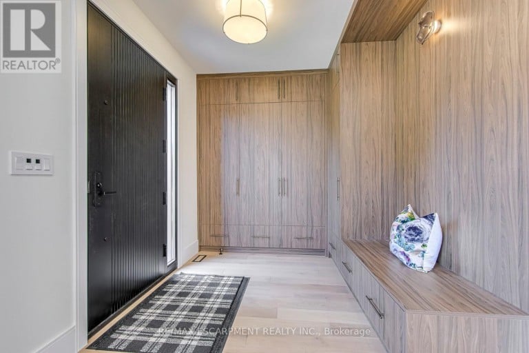 1411 MOUNTAIN GROVE AVENUE, Burlington (Mountainside), Ontario, L7P2H1