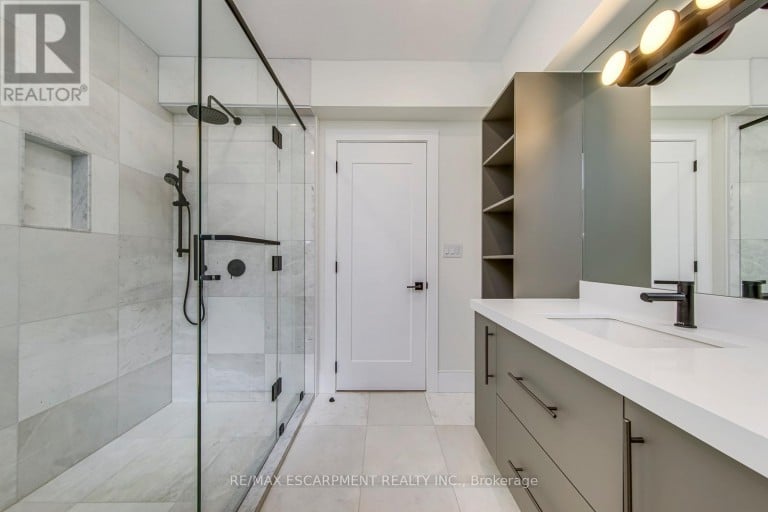 1411 MOUNTAIN GROVE AVENUE, Burlington (Mountainside), Ontario, L7P2H1