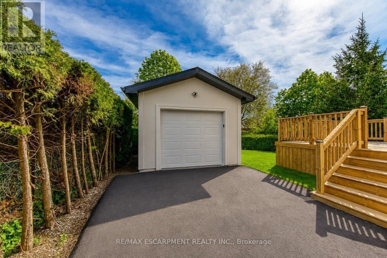 1411 MOUNTAIN GROVE AVENUE, Burlington (Mountainside), Ontario, L7P2H1