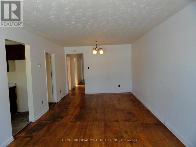 205 ST LUCIE DRIVE, Toronto (Humbermede), Ontario, M9M1T4
