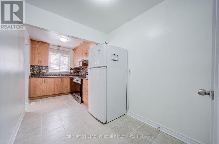 285 - 268 FLEETWOOD CRESCENT, Brampton (Southgate), Ontario, L6T2E7