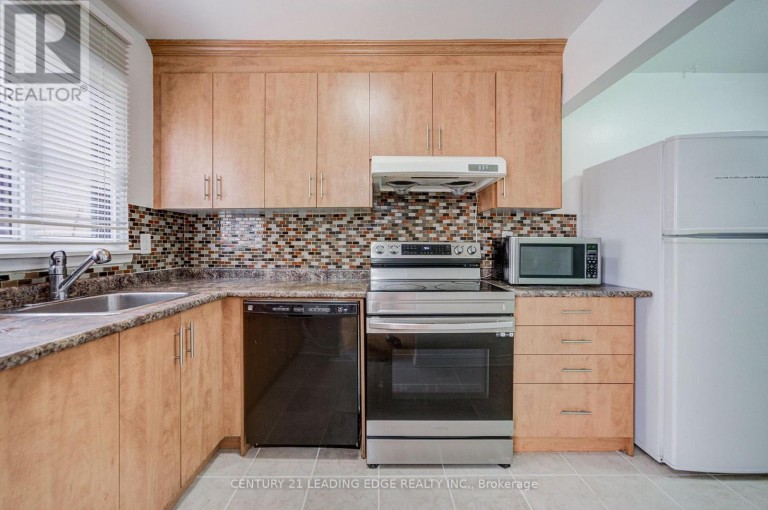 285 - 268 FLEETWOOD CRESCENT, Brampton (Southgate), Ontario, L6T2E7