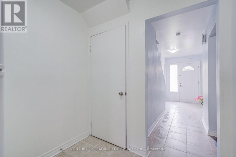 285 - 268 FLEETWOOD CRESCENT, Brampton (Southgate), Ontario, L6T2E7