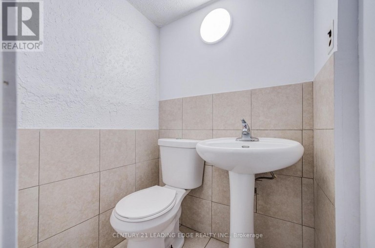 285 - 268 FLEETWOOD CRESCENT, Brampton (Southgate), Ontario, L6T2E7