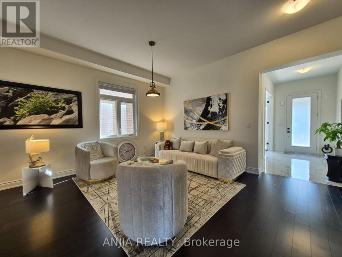 50 MEADOW VISTA CRESCENT, East Gwillimbury (Holland Landing), Ontario, L9N0T4