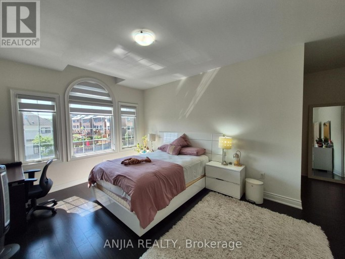 50 MEADOW VISTA CRESCENT, East Gwillimbury (Holland Landing), Ontario, L9N0T4