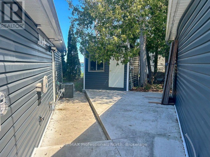 652 ROBEL DRIVE, Selwyn, Ontario, K0L1T0
