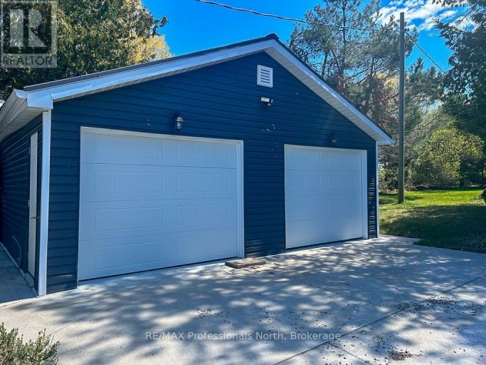 652 ROBEL DRIVE, Selwyn, Ontario, K0L1T0