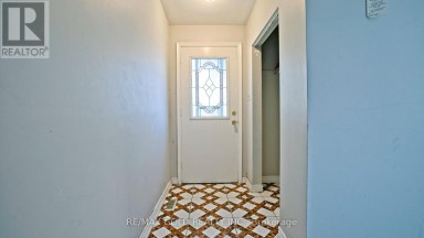3352 ETUDE DRIVE Mississauga (Malton) Ontario photo 13