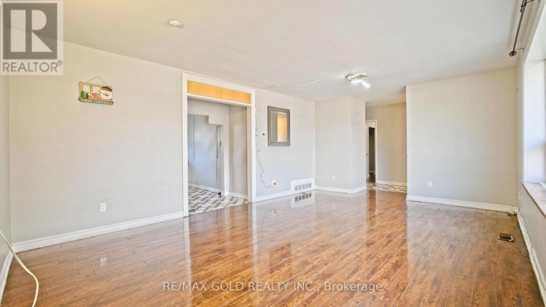 3352 ETUDE DRIVE, Mississauga (Malton), Ontario, L4T1T3