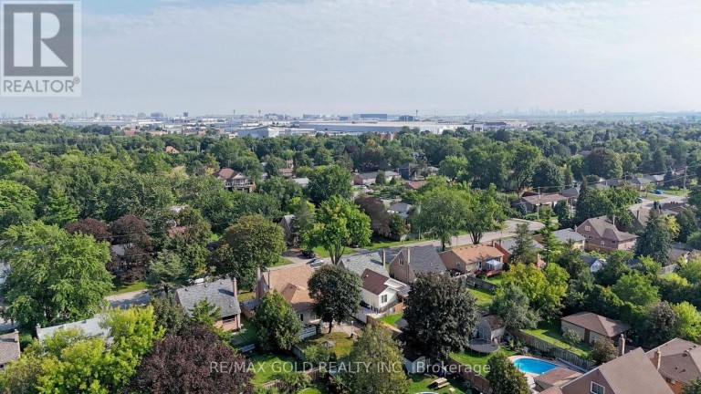 3352 ETUDE DRIVE, Mississauga (Malton), Ontario, L4T1T3