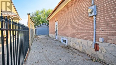 3352 ETUDE DRIVE Mississauga (Malton) Ontario photo 8