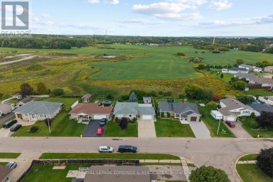 626 MOSS DRIVE Pembroke Ontario photo 4