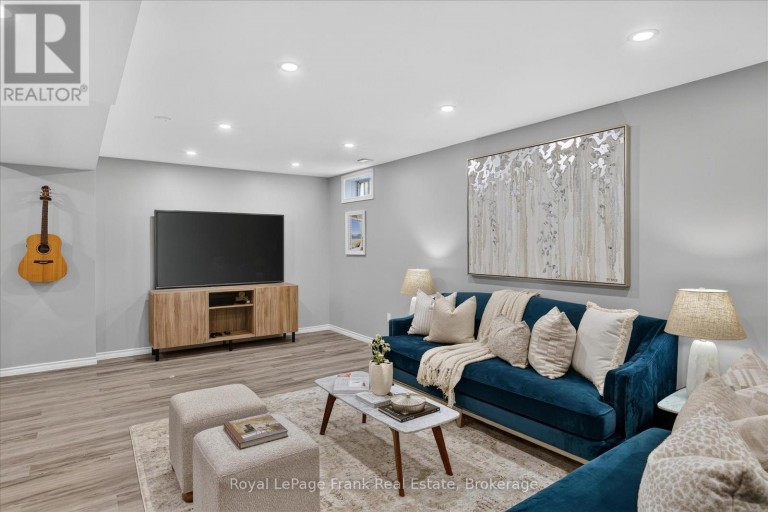 1465 WILDLARK DRIVE, Peterborough (Monaghan Ward 2), Ontario, K9K1X5