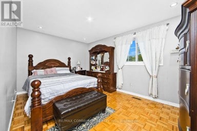30 STANBRIDGE COURT Toronto (Malvern) Ontario photo 13