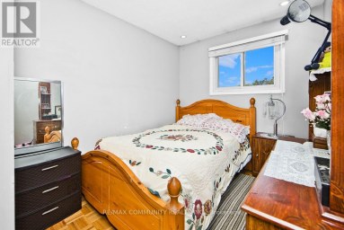 30 STANBRIDGE COURT Toronto (Malvern) Ontario photo 15