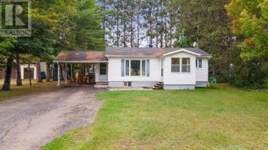 134 HAY CREEK ROAD, South Algonquin, Ontario