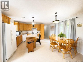 15 Silverwood Miramichi New Brunswick photo 3