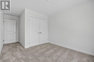 16 - 349 SOUTHDALE ROAD E London South (South W) Ontario photo 33
