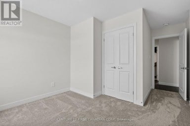16 - 349 SOUTHDALE ROAD E London South (South W) Ontario photo 35