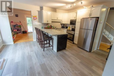 517 SHORTREED AVENUE Centre Wellington (Fergus) Ontario photo 3