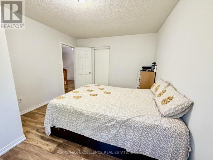 222 VINTAGE GATE, Brampton (Fletcher's Creek Village), Ontario, L6X5B2