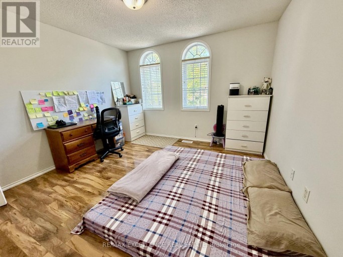 222 VINTAGE GATE, Brampton (Fletcher's Creek Village), Ontario, L6X5B2