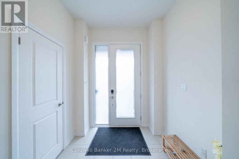 136 OGSTON CRESCENT, Whitby, Ontario, L1P0H3