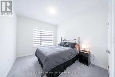 136 OGSTON CRESCENT Whitby Ontario photo 7