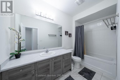 136 OGSTON CRESCENT Whitby Ontario photo 8