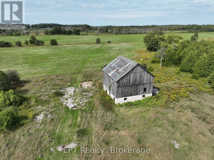 387 SPRY LAKE ROAD, South Bruce Peninsula, Ontario, N0H2T0