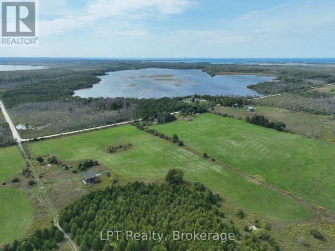 387 SPRY LAKE ROAD, South Bruce Peninsula, Ontario, N0H2T0