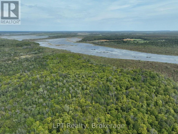 387 SPRY LAKE ROAD, South Bruce Peninsula, Ontario, N0H2T0